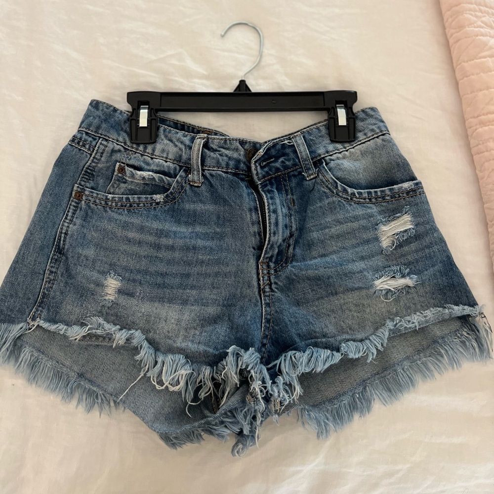 Vanilla star distressed shorts-size 5